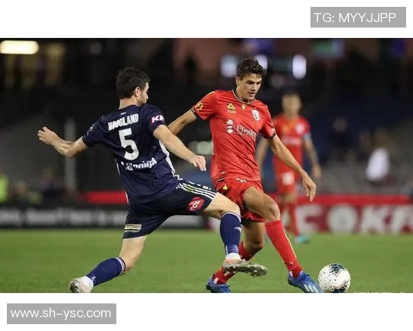 墨尔本胜利与西方联的激烈对决展现足球魅力与团队精神