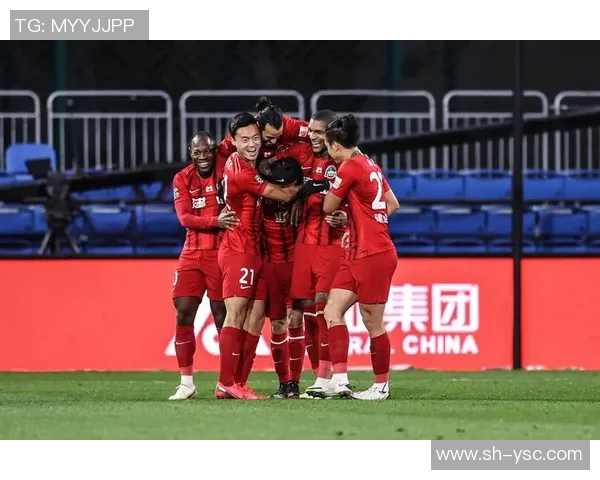 富力与河南建业足球对决精彩回顾与赛后分析 富力与河南建业足球对决精彩回顾与赛后分析