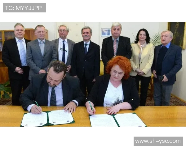 库克斯与德布勒森激战正酣谁能在这场较量中胜出