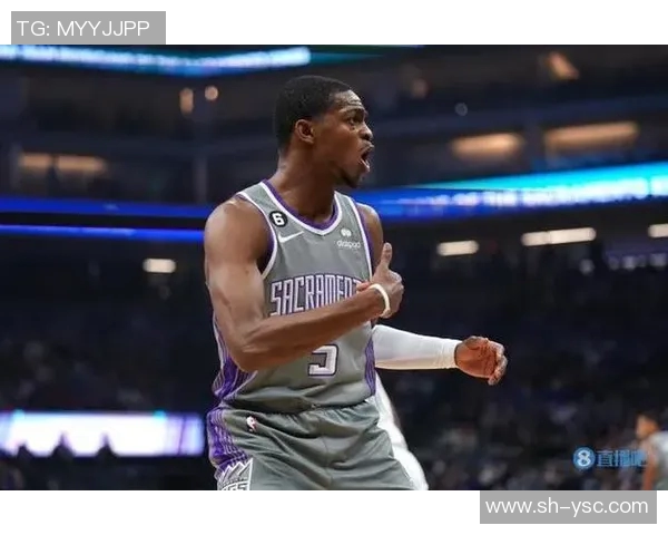 德阿隆福克斯如何在NBA赛场上崭露头角引领球队新篇章 德阿隆福克斯如何在NBA赛场上崭露头角引领球队新篇章