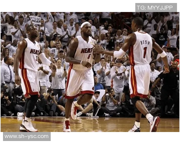 2006年NBA总决赛热火与小牛的激烈对决与历史意义解析