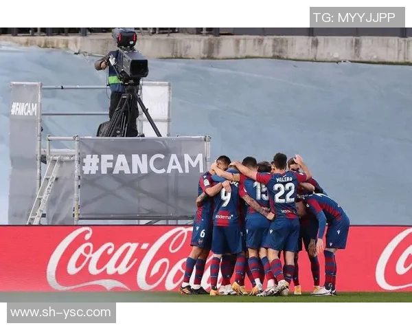 巴伦西亚主场迎战巴塞隆拿谁能在西甲赛场上笑到最后